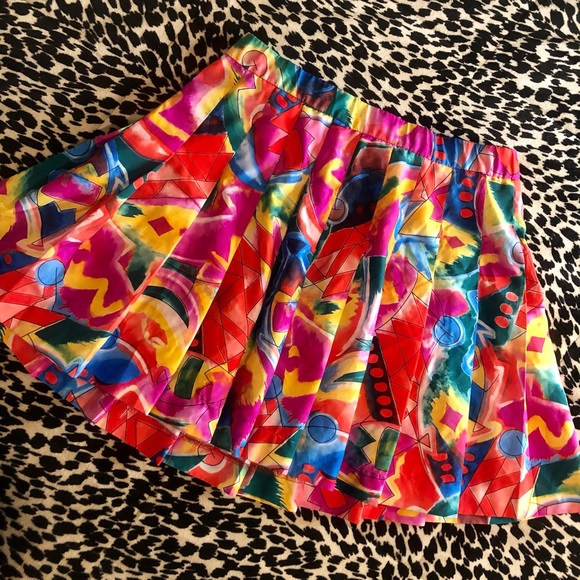 💕SOLD💕Y2k Lily’s colorful pattern pleated tennis skirt - Picture 4 of 5